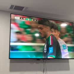 SHARP 70inch 4K ULTRA HD TV