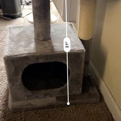 Cat tree