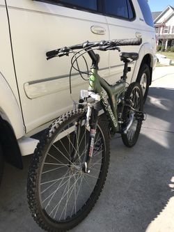 AM Extreme Stealth DX Mountain Bike 21 Speed for Sale in High Point NC OfferUp