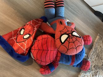 Disney Marvel Spider-man Cuddles and Pillow Buddy