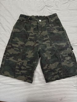 Underground Camo jorts
