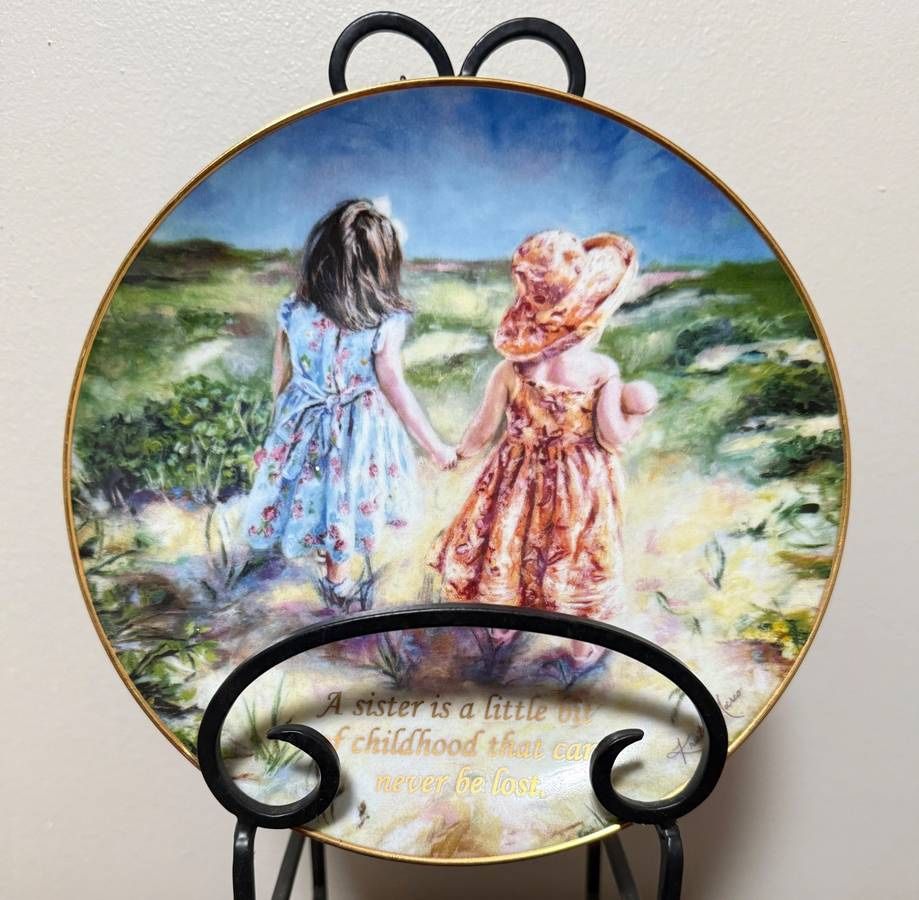 The Danbury Mint Hand In Hand By Kristen Marco Collectible Plate Home Decor