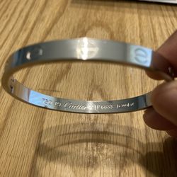 Carrier Bracelet 