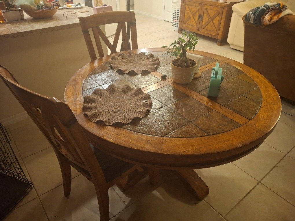 Dinning Table
