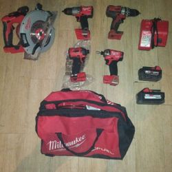 Milwaukee Set