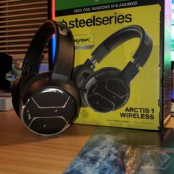Cyberpunk 2077 Steelseries Arctis 1 Wireless Gaming Headset