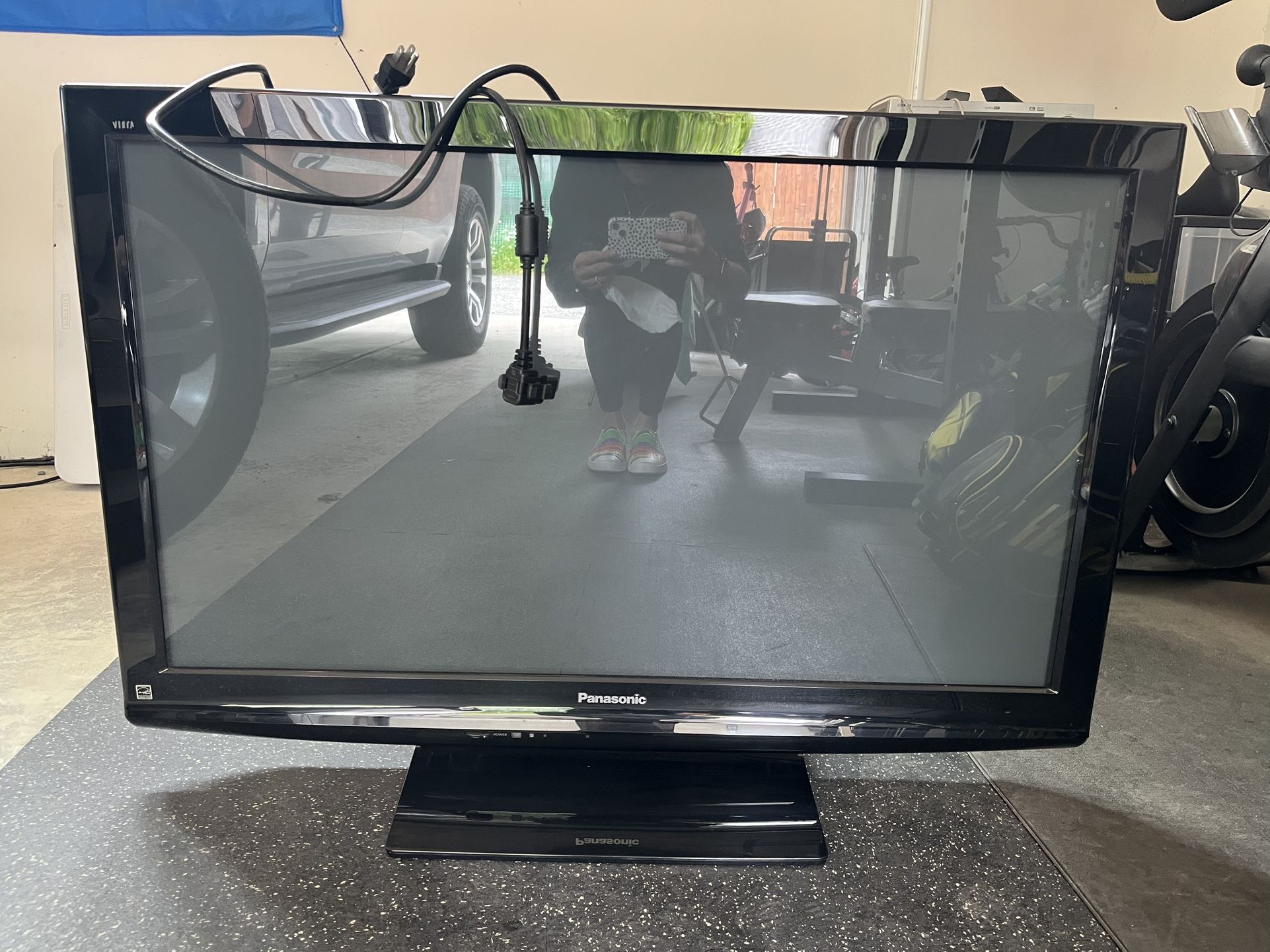 42” Panasonic TV