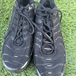Nike Air Max Plus Black size 4.5y