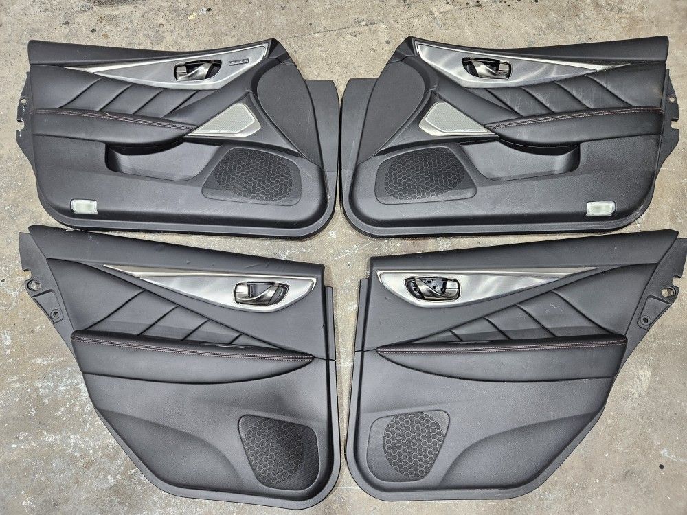 Q50 Red Sport 400 Black & Red Stiching Door Panels