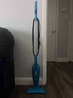 BISSELL Vacuum