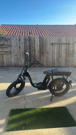 rad runner plus black