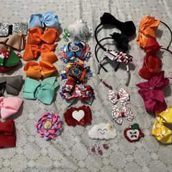 Girls Hair Bows & Headbands 