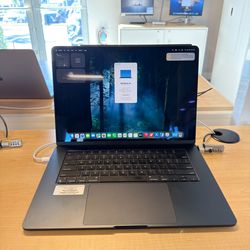 💻 Apple MacBook Air 15" – M3 Chip | 8GB RAM | 512GB SSD | Midnight