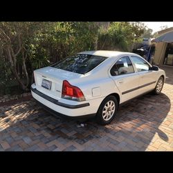 2001 Volvo S60