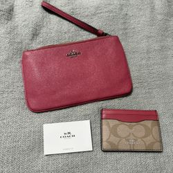 Coach Wristlet 