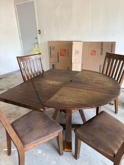 Square-to-Round Dining Table Set – 4 Chairs