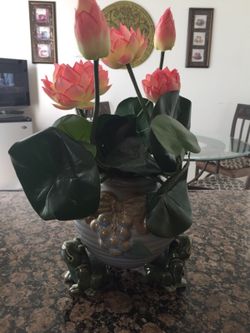 Good luck flowers with vase