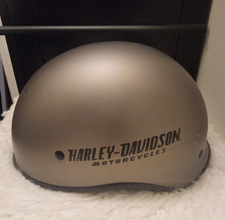 Harley-Davidson Overdrive Low Profile 1/2 Helmet with Travel Bag