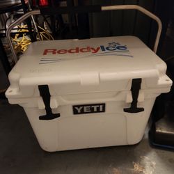 YETY 20  Cooler Good Conditión 