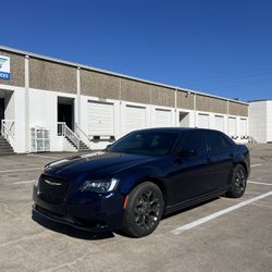 2017 Chrysler 300