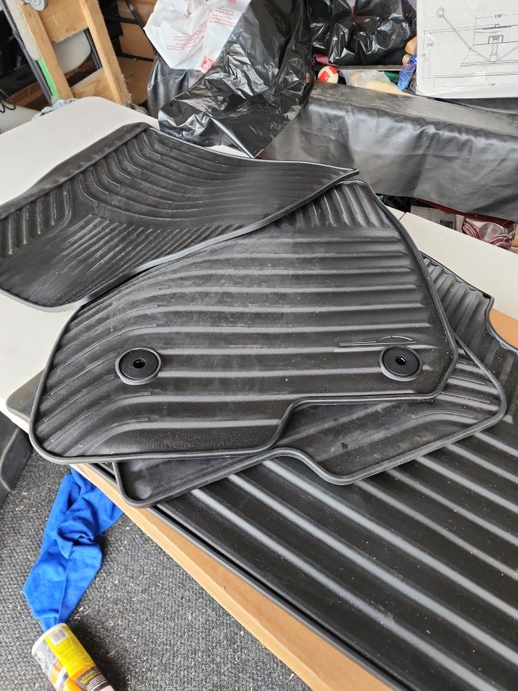 Chevrolet Rubber Mats Silverado Suburban