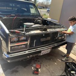 1989 GMC Front Clip, Fenders Radiator Support,  Hood, Grill 