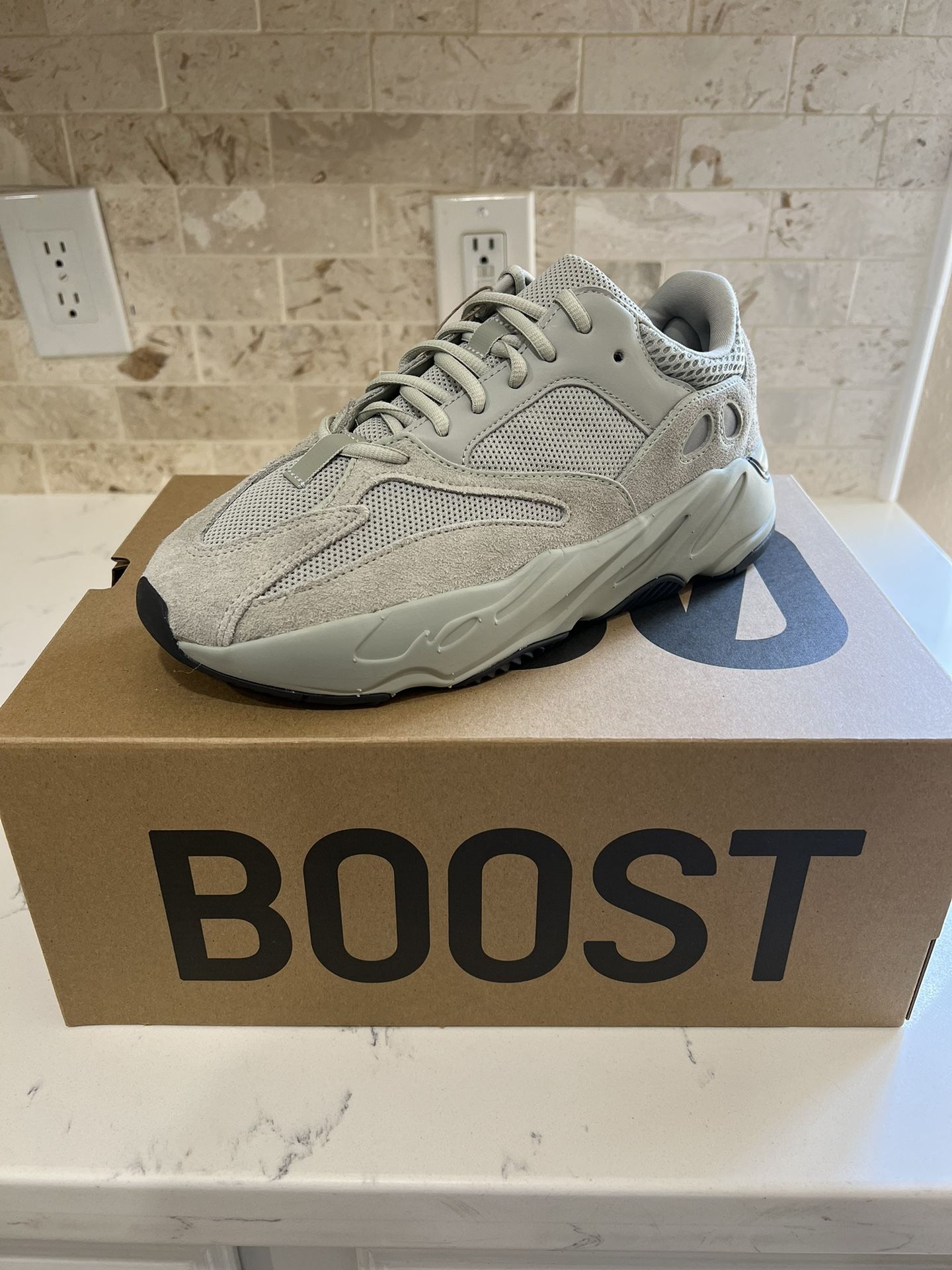 Yeezy Boost 700