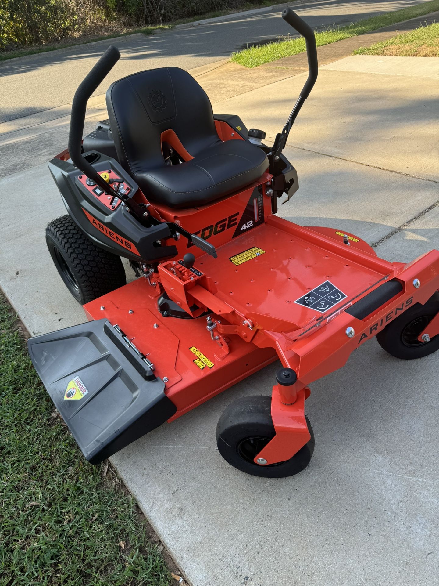 Brand New EDGE ARIENS Zero Turn Mower for Sale in Charlotte, NC OfferUp