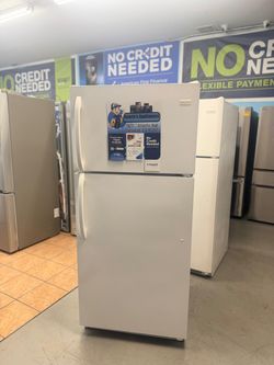 Frigidaire Refrigerator White Top and Bottom