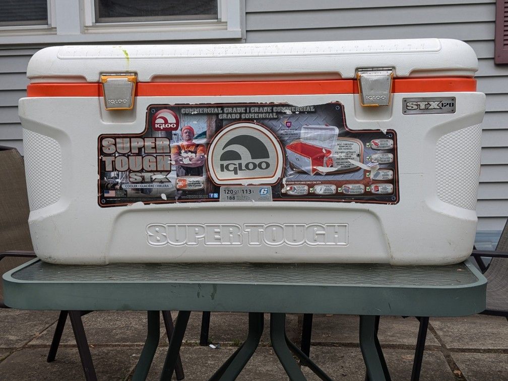 Igloo Super Duty 120qt Insulated Cooler