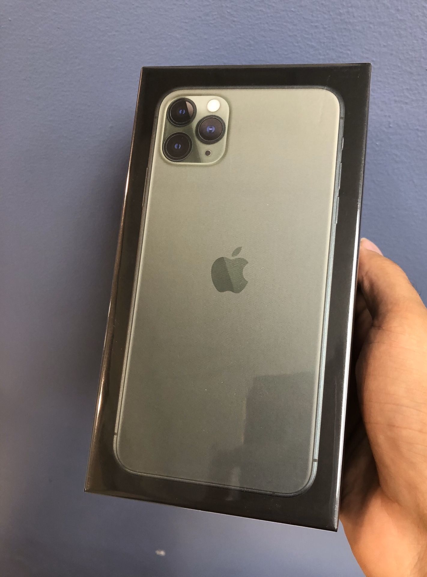 Brandnew iphone 11 Pro Max 64GB Factory Unlocked