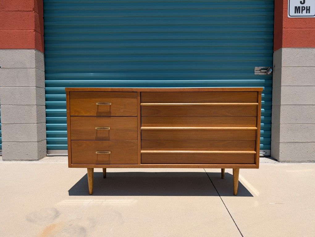 Mid Century Walnut Dresser by Bassett, c1960s- Mcm, vintage