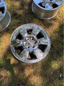 20” chrome sierra wheels with 2” spacers