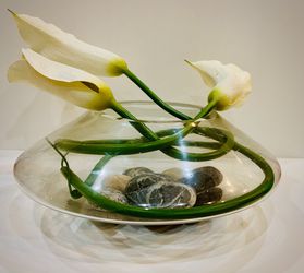 Glass vase as a centerpiece for only $10