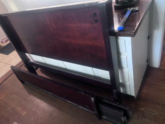 Queen wood bed frame