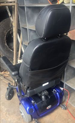 Electric wheel chair