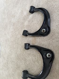 Upper Control Arms Pair for Tacoma
