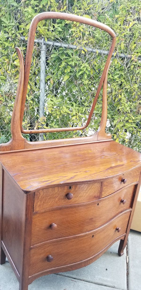 Antique Serpentine Tiger Oak Dresser For Sale In Castro Valley Ca