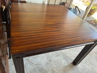 Dinning table