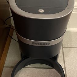 Automatic Dog & Cat Smart Feeder (Wifi Enabled)