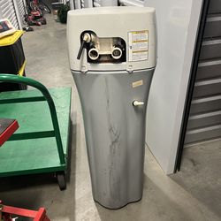 Whirlpool Water softener tank