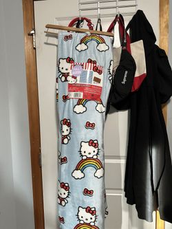 Full/Queen Hello kitty Blanket