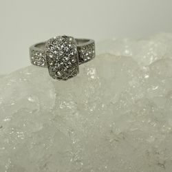 18K White Gold plated Ring Size 7.5