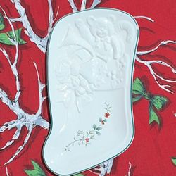 Pfaltzgraff "Winterberry" Christmas Stocking serving plate, Holly & Berry design