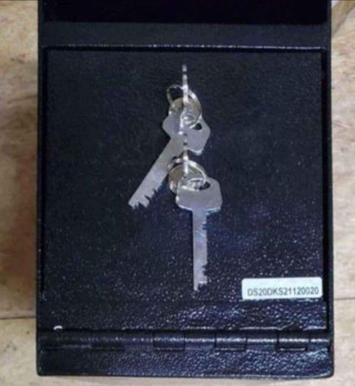 2 key LOCKBOX