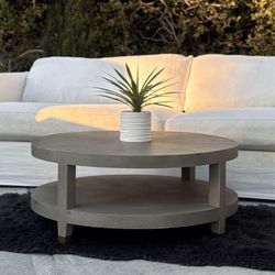 Restoration Hardware RH Graydon Round Coffee Table – 2 Tier Pebbled (FREE DELIVERY 🚚)