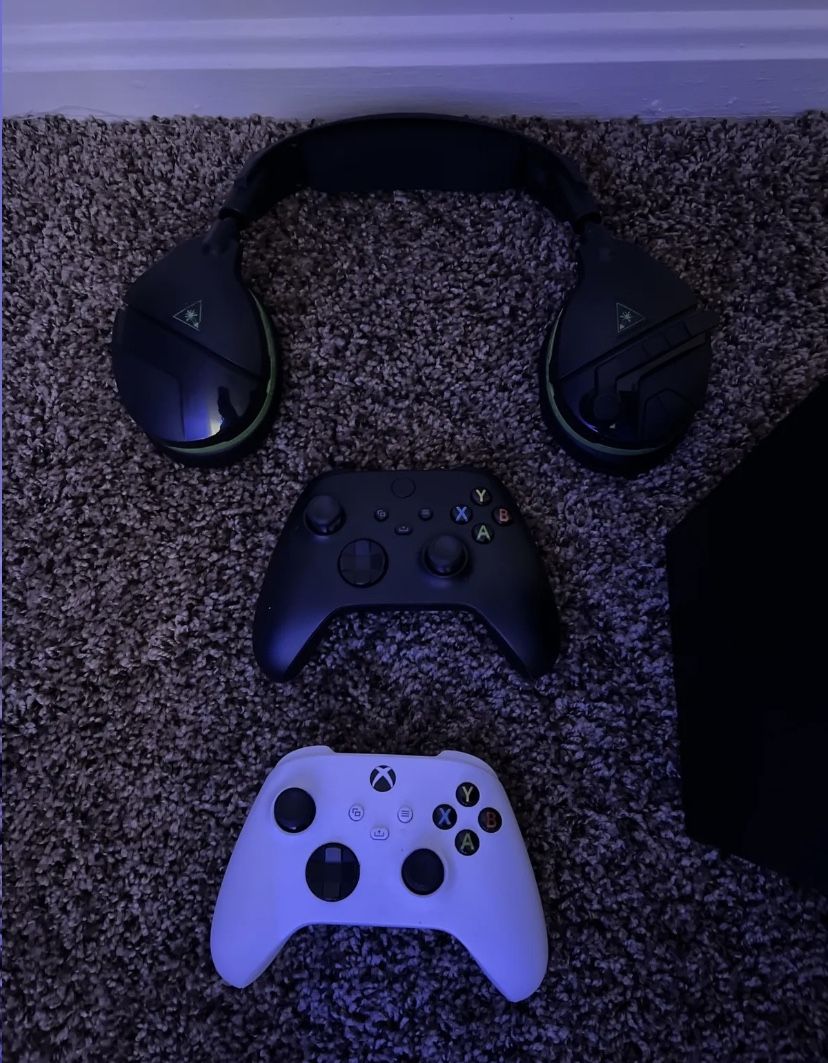 Microsoft Xbox Series X 1TB Video Game Console - Black