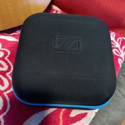 Zeneeiser Profesional Headphone