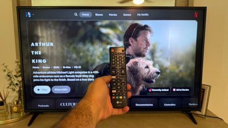 LG 55” 4K UHD Smart TV – Excellent Condition