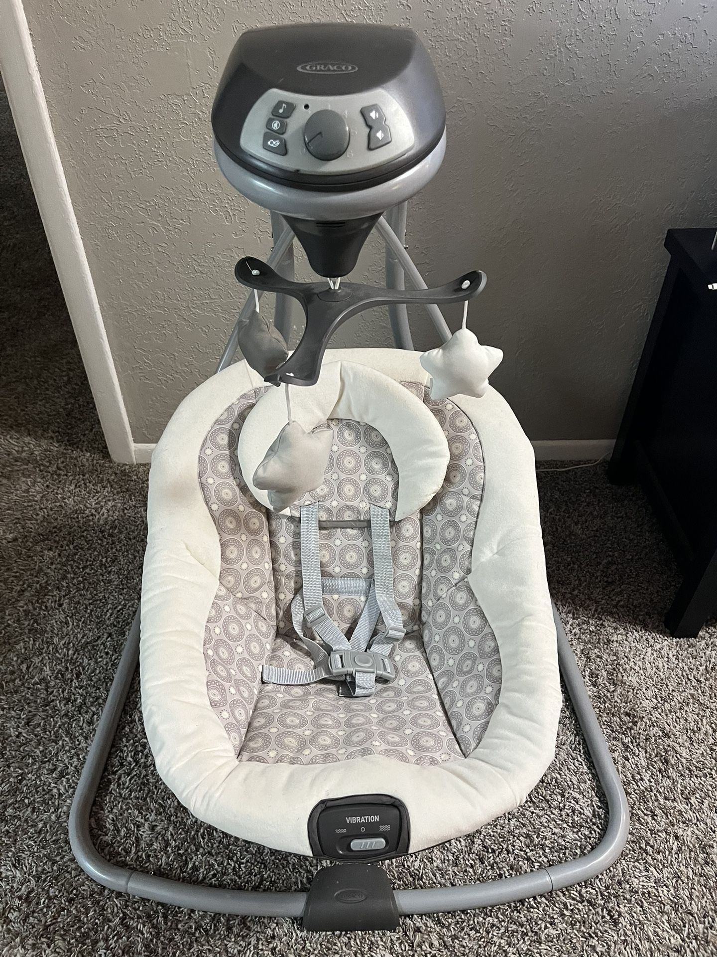 Graco Baby Swing (Like New)